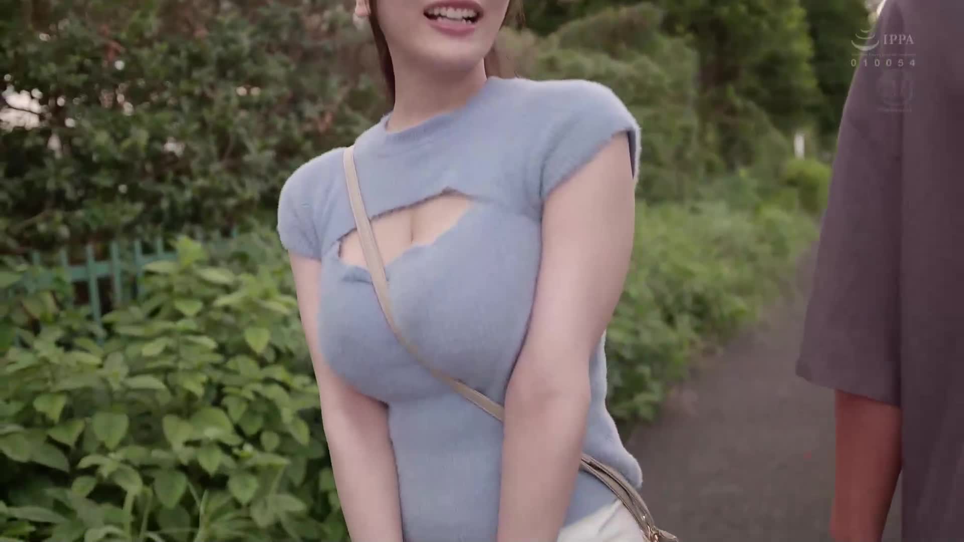 假裝親密的妹妹 哎呀？一直搖晃著胸部？‘假裝’L罩杯的破壞力！！ 庵姬花 - AV大平台 - 中文字幕，成人影片，AV，國產，線上看