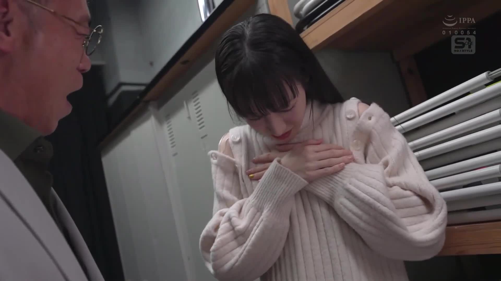 藝人被迫參與性愛錄影，被灌藥迷昏的電視偶像。石田佳蓮 - AV大平台 - 中文字幕，成人影片，AV，國產，線上看