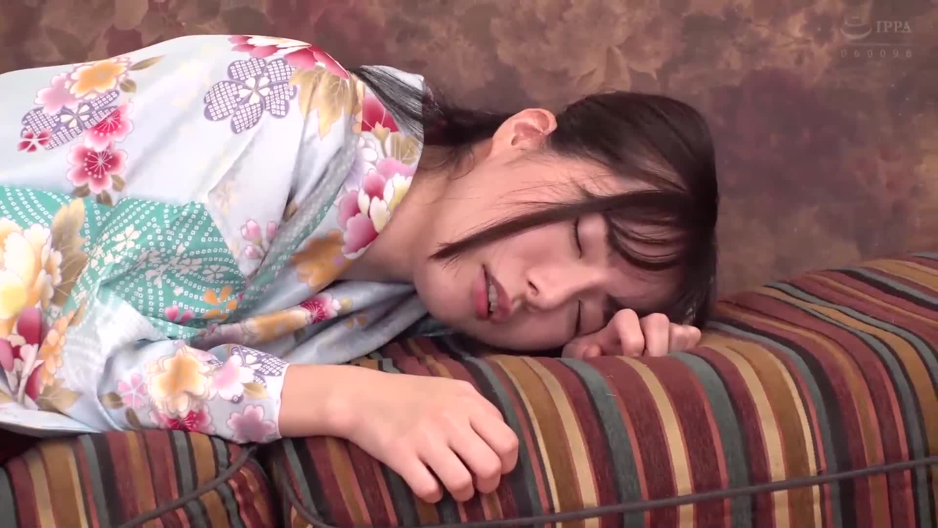 K先生畢業於W大學 - AV大平台 - 中文字幕，成人影片，AV，國產，線上看