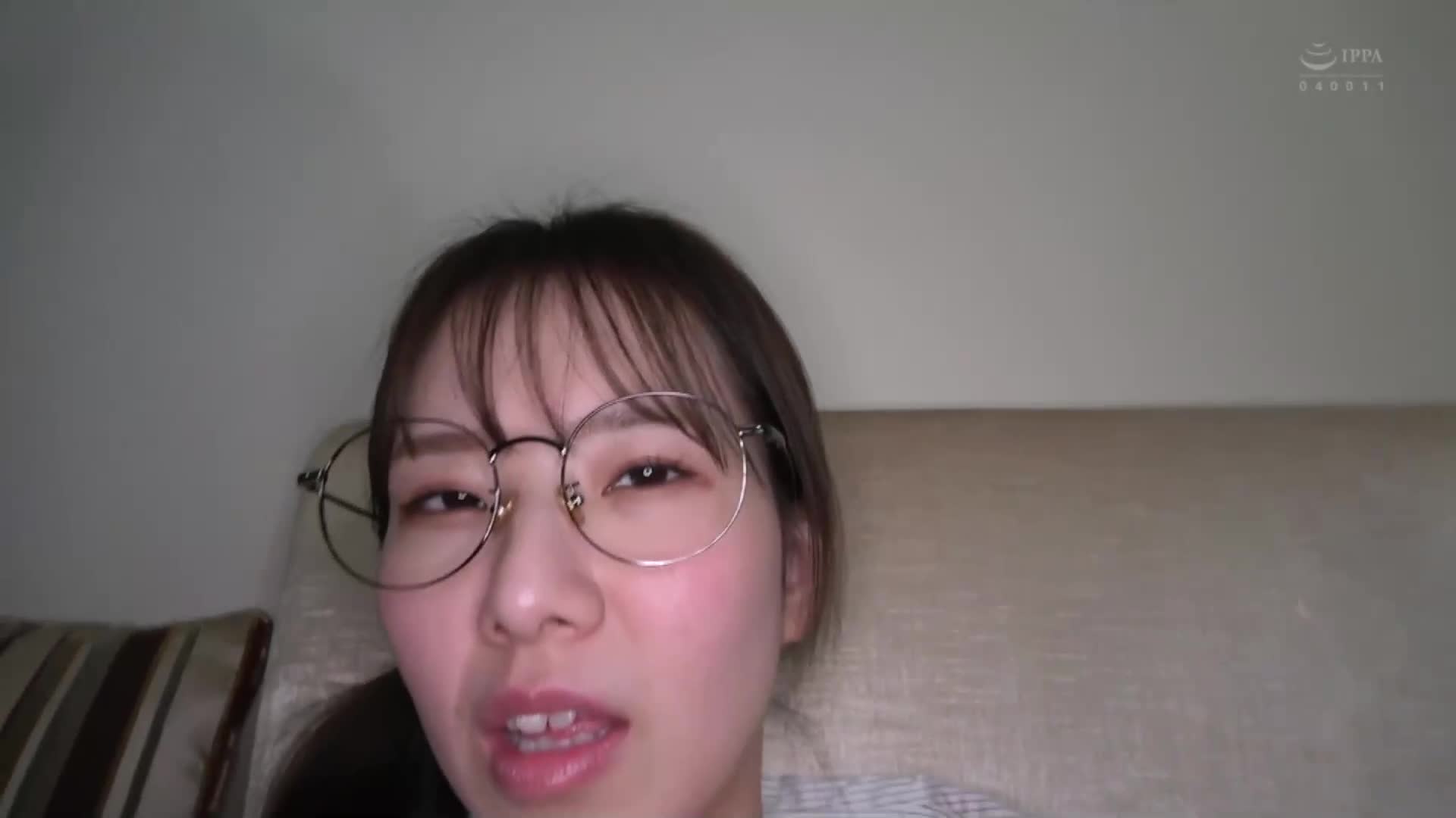 「我等不及要這麼做了...」這個沮喪、憂鬱的女孩說道，但是當我邀請她進行一段時間以來的第一次性愛時，她的慾望被點燃了。 &lt;同人誌藝人&gt; Sumire-san [飯店 POV 通姦約會] Sumire Hoshino - AV大平台 - 中文字幕，成人影片，AV，國產，線上看