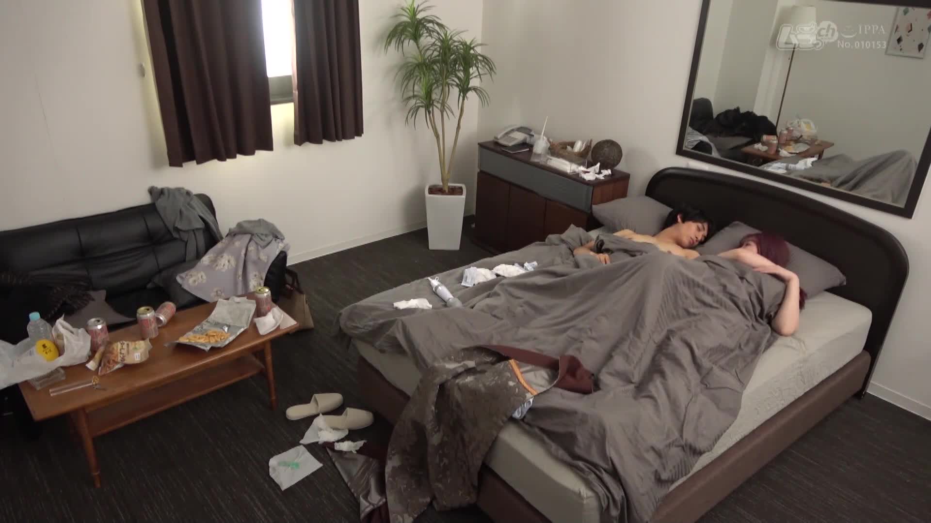 人類觀察：醒來後遇到陌生的帥哥。不小心一夜情的女生，由於對方太過自己的喜好，早上二度性交。 - AV大平台 - 中文字幕，成人影片，AV，國產，線上看