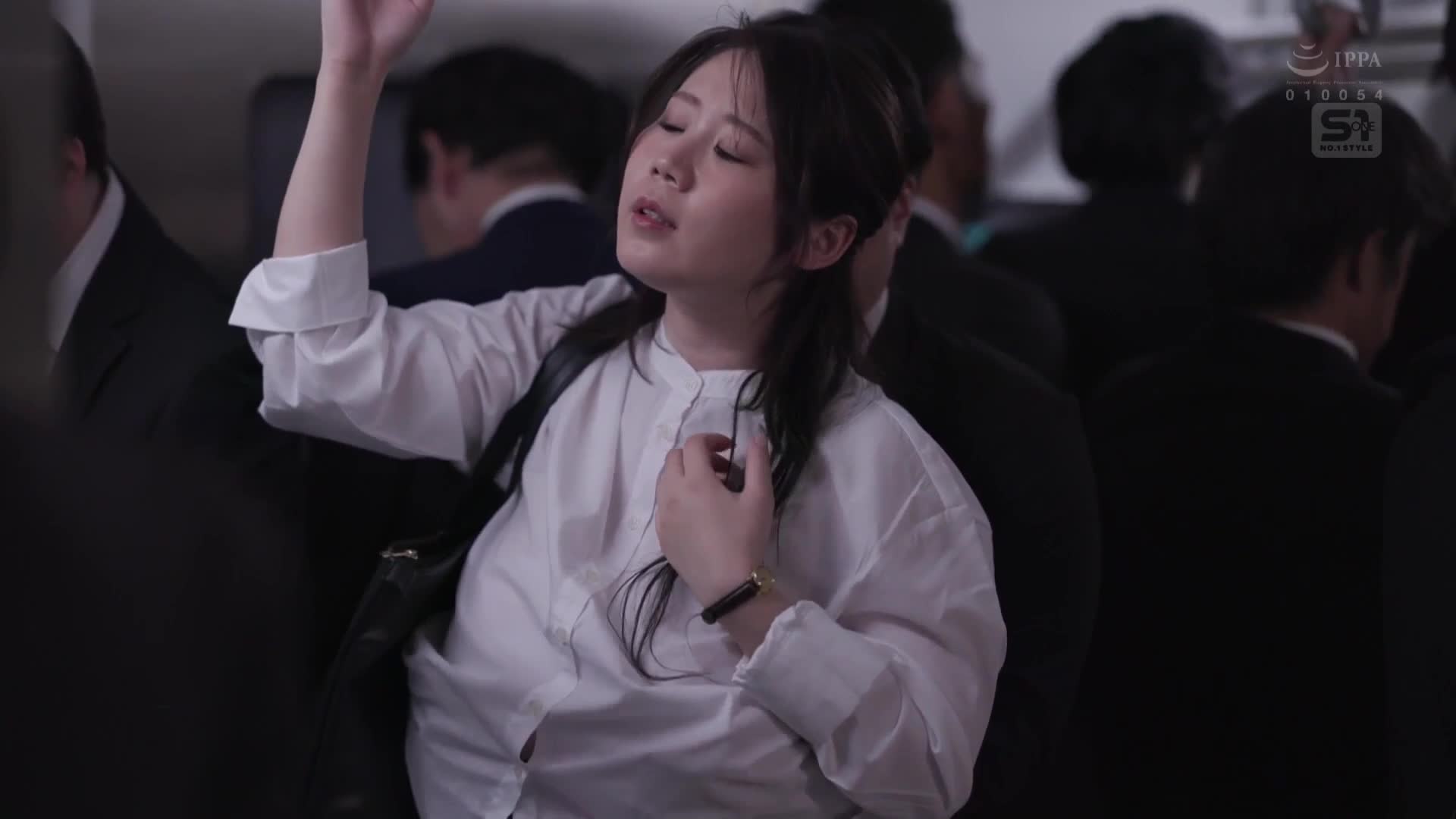 擁擠的末班車 - 酒醉的OL - 偶然碰觸到的K罩杯 - 無法忍受，瘋狂地犯了錯...竟然成為了我的技巧的俘虜。湊羽琉 - AV大平台 - 中文字幕，成人影片，AV，國產，線上看