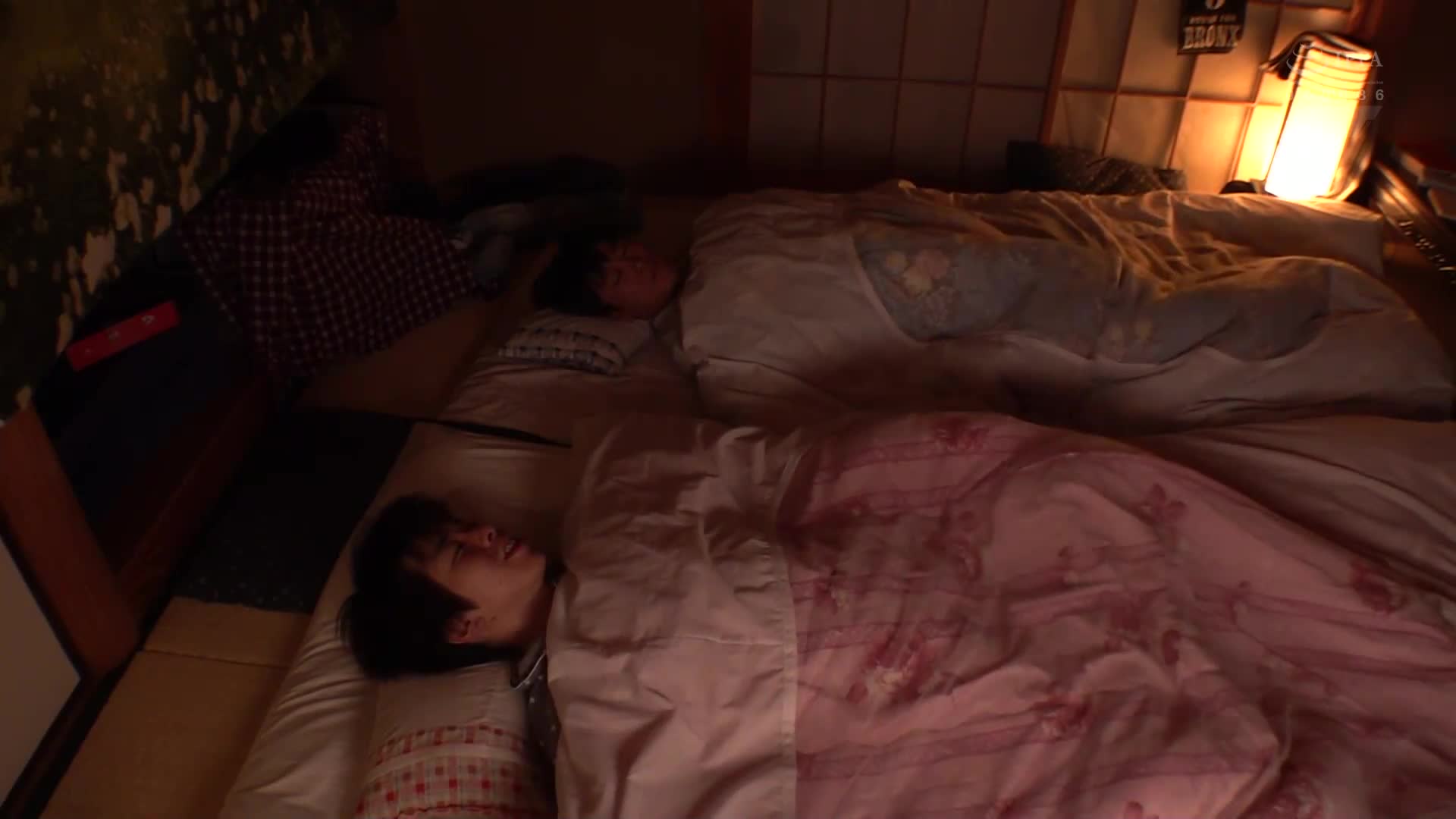 朋友的母親 在男性乾旱中興奮的單親母親性事細節... 藍芽美月 - AV大平台 - 中文字幕，成人影片，AV，國產，線上看