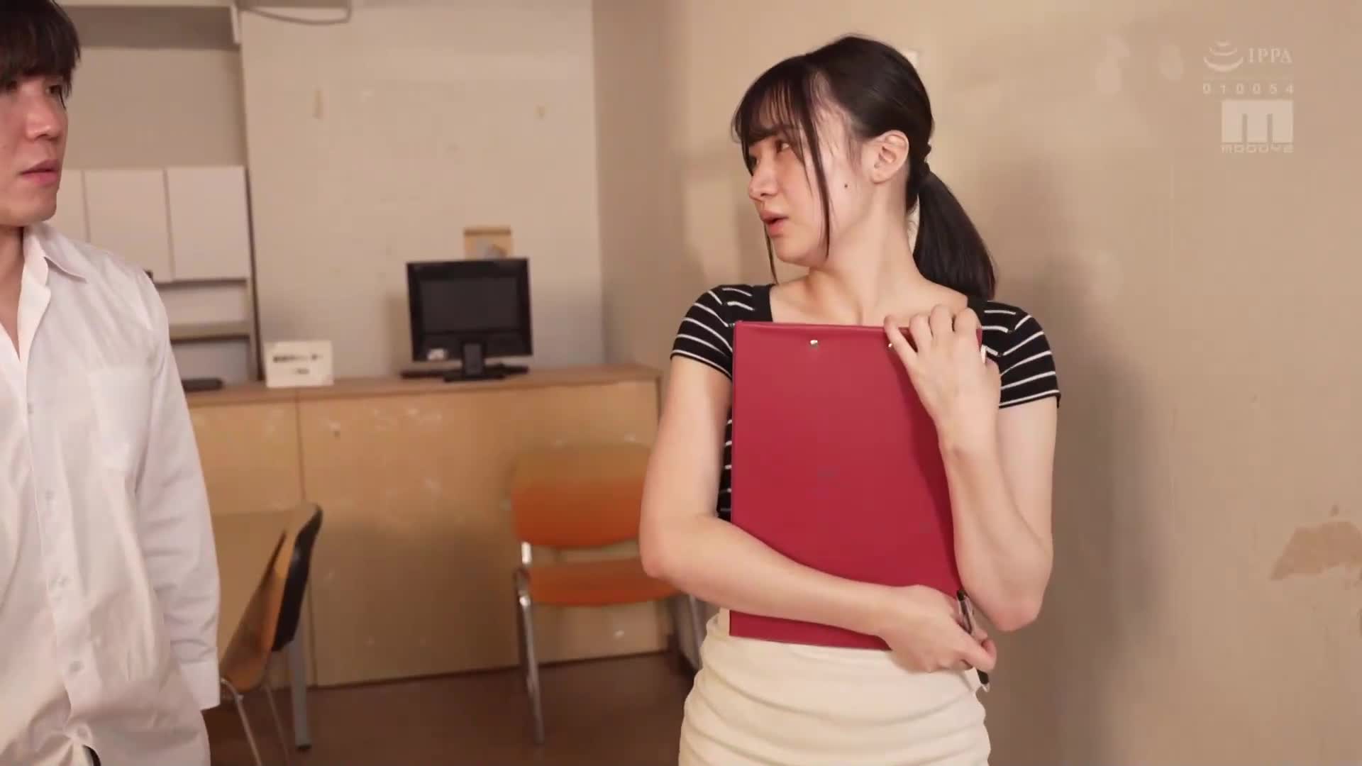 女教師被強姦輪姦「想看老師的巨乳！」被情慾高漲的學生推擠下，打算只是一次，卻被混混學生們的持久陽具所激發，讓我達到高潮 堀田真央 - AV大平台 - 中文字幕，成人影片，AV，國產，線上看