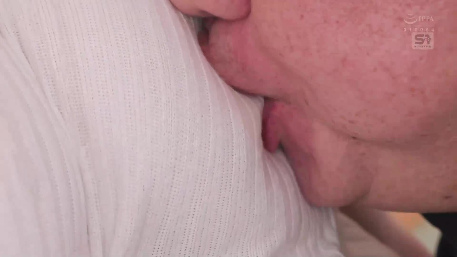 那個女孩穿著的衣服，讓我無法停止幻想。南澤海香 - AV大平台 - 中文字幕，成人影片，AV，國產，線上看