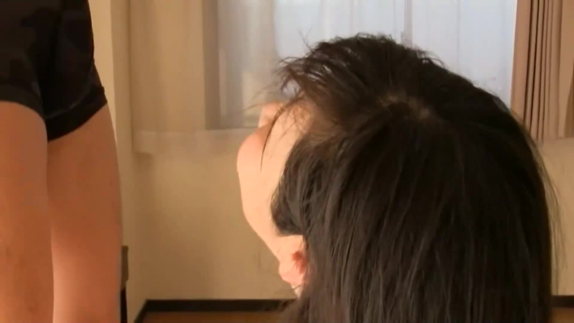 渴望被擁抱的已婚女人們 40、50歲之際 夫不理睬她們.. 沒有肉體關係的對象.. 這些不滿足的熟年女性們以卑劣的表情狂熱地苦悶 地下情性愛的四人紀錄 - AV大平台 - 中文字幕，成人影片，AV，國產，線上看