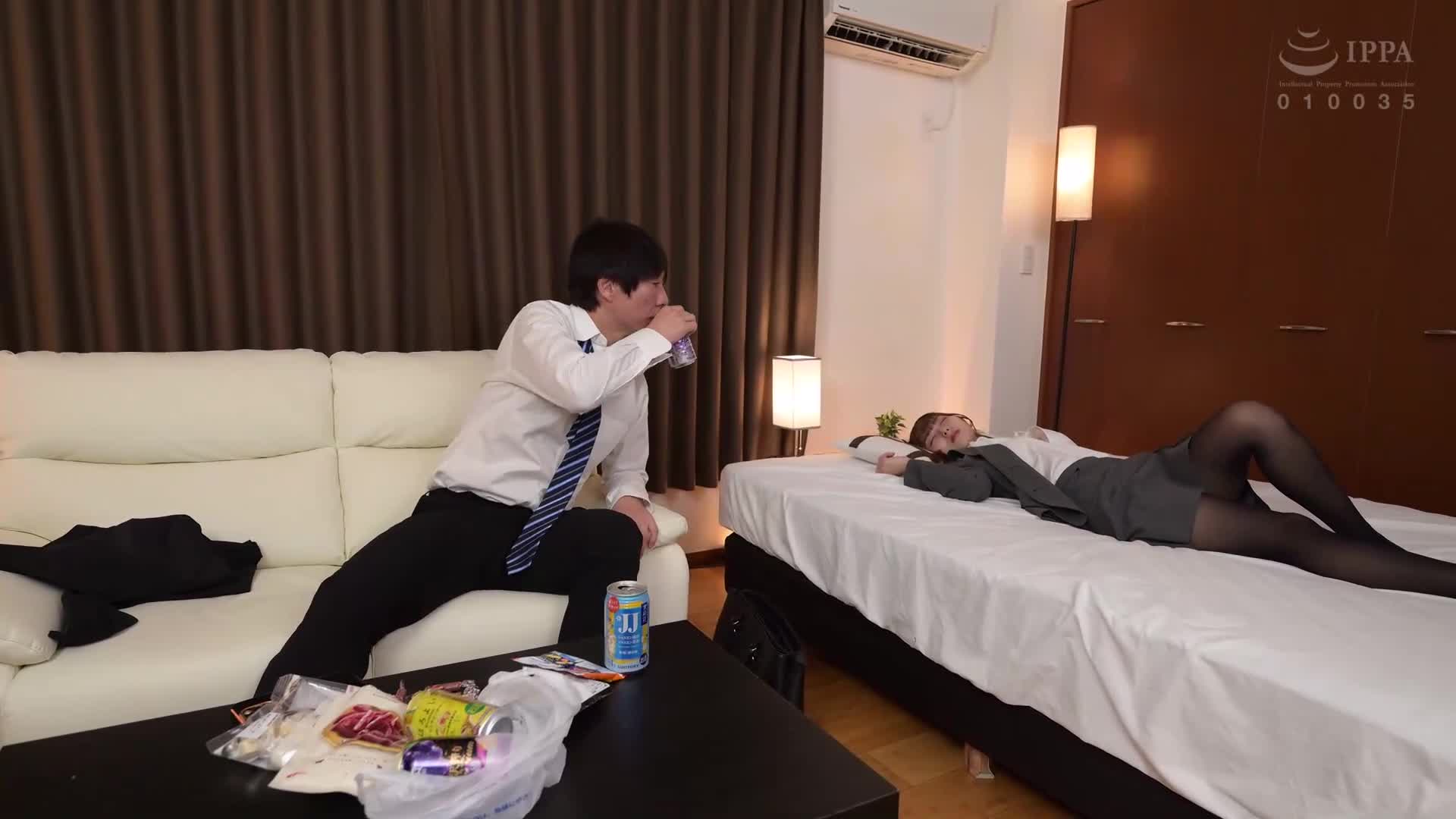 為什麼只訂了一間房間！？居然要和年長部下的優秀雞雞共用房間，讓我如癡如醉… 逢澤美優 - AV大平台 - 中文字幕，成人影片，AV，國產，線上看