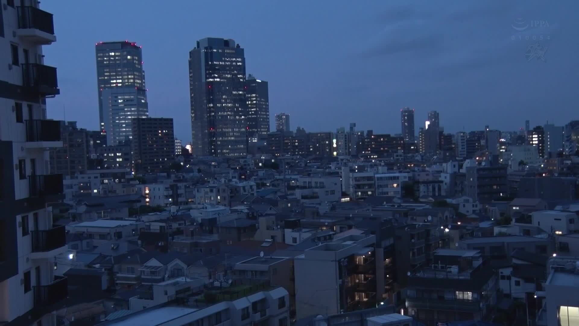 「嚴禁濫用」即使是普通的角色也能透過心理技巧讓清純巨乳美少女迷戀，並進行淫蕩的聲音性愛。美園和花 - AV大平台 - 中文字幕，成人影片，AV，國產，線上看