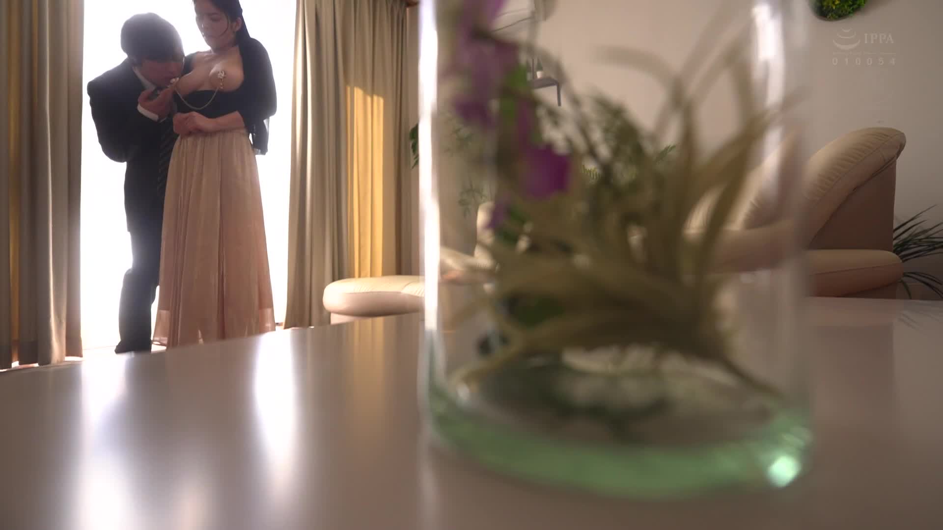 丈夫的年輕上司將我調教成專屬的「乳奴隸」。『請盡情揉捏我的「母乳房」。』惠理 - AV大平台 - 中文字幕，成人影片，AV，國產，線上看