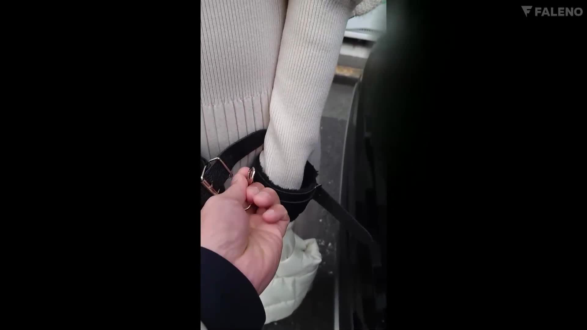 被虐待的FALENO順從的痴愛寵物飼養記錄4小時精選！ - AV大平台 - 中文字幕，成人影片，AV，國產，線上看