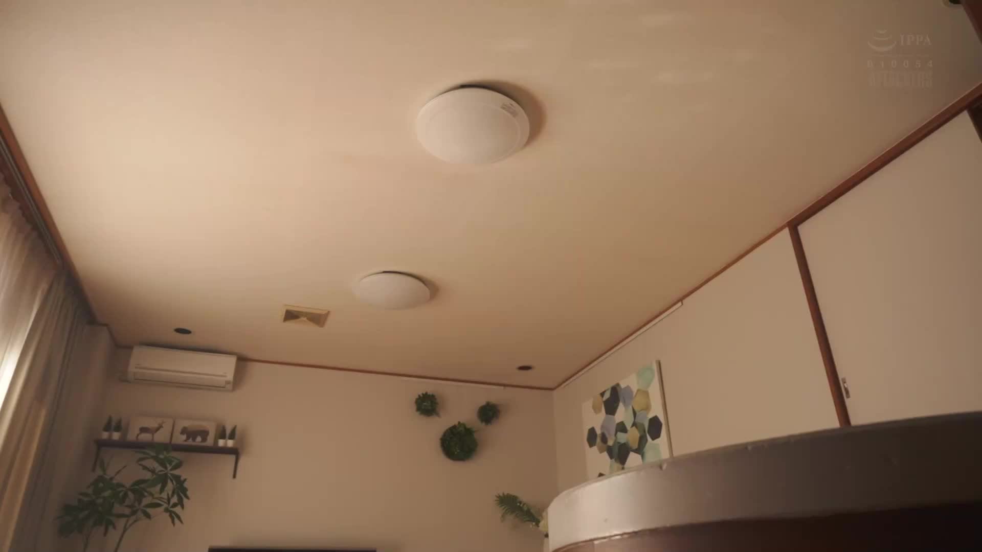 為了懷孕，我禁慾保存精子，但在一場大雨中濕透的情況下，與嫂子獨處時情慾難以抑制...。梓光莉 - AV大平台 - 中文字幕，成人影片，AV，國產，線上看