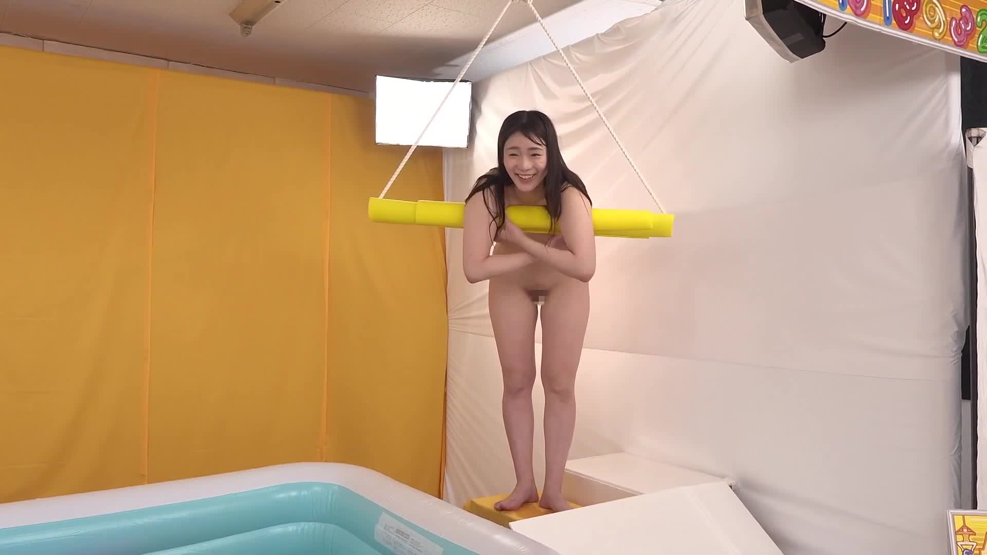 在男朋友面前！羞恥螃蟹走光夾娃娃機！瞄準豪華獎品，若失敗即刻進行色情懲罰遊戲，無限制地進行中出性愛！ - AV大平台 - 中文字幕，成人影片，AV，國產，線上看