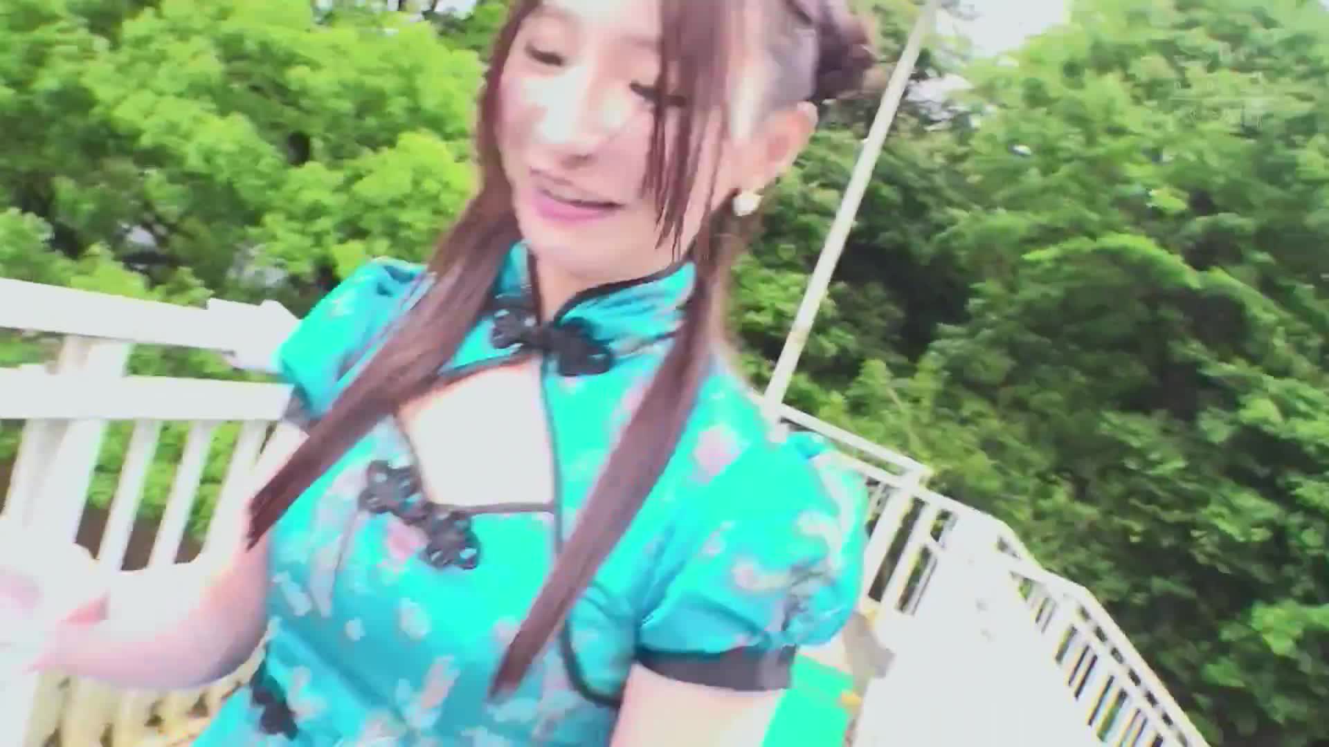 笑容中想要感受順滑喉嚨。26位汁男優射出濃厚精液，吸飲撒播。異常食女孩Nia 吸入精液漩渦。 - AV大平台 - 中文字幕，成人影片，AV，國產，線上看