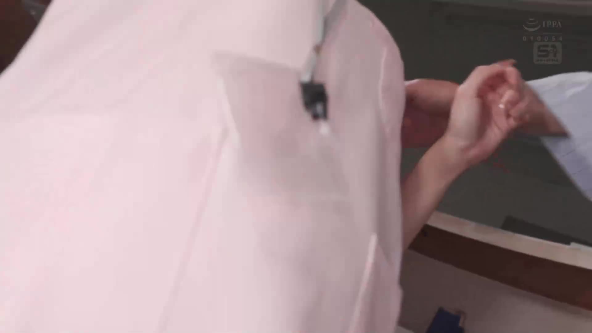 第二次參演AV，脫下盔甲（護士服）的治癒白衣裸天使。在離職前幾天的拍攝中近距離追蹤，成為正式AV女優的成長記錄三場。櫻美櫻 - AV大平台 - 中文字幕，成人影片，AV，國產，線上看