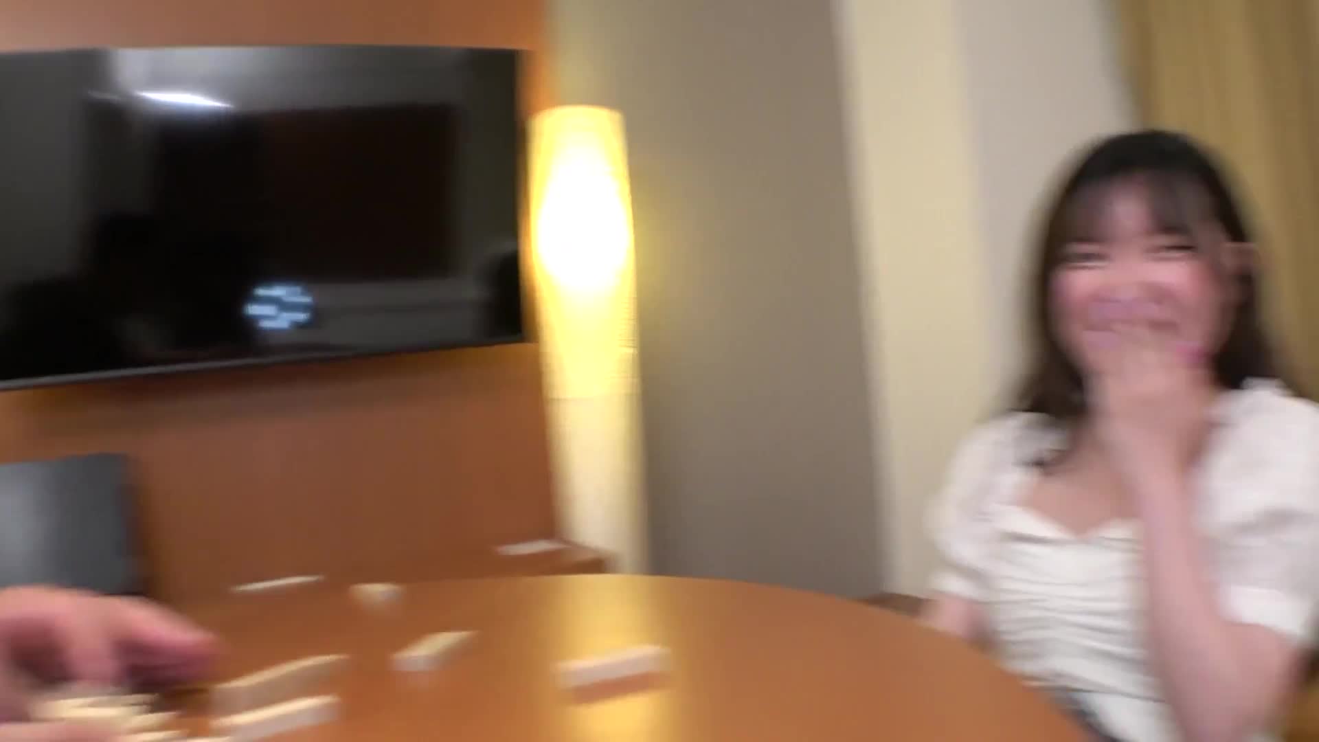 被吸引的G罩杯破壞力！【20歲大學生水樹】享受多汁飽滿身體和豐盛果實的吸引力！敏感度MAX！快感狂叫！真正軟派，初次拍攝。2243 - AV大平台 - 中文字幕，成人影片，AV，國產，線上看