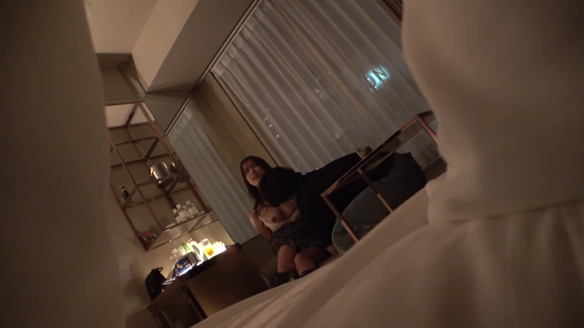 撿到遺失物的女孩很容易被推倒！？直接在旅館開始親熱的H！真的軟派，初拍。2263 - AV大平台 - 中文字幕，成人影片，AV，國產，線上看