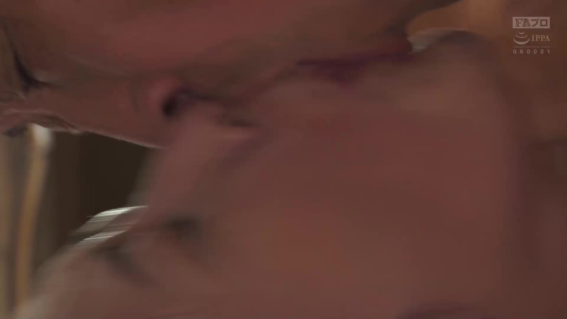 夫妻交換的房間 金錢引誘的肉慾合約・熟女身軀被男人圍攻 - AV大平台 - 中文字幕，成人影片，AV，國產，線上看