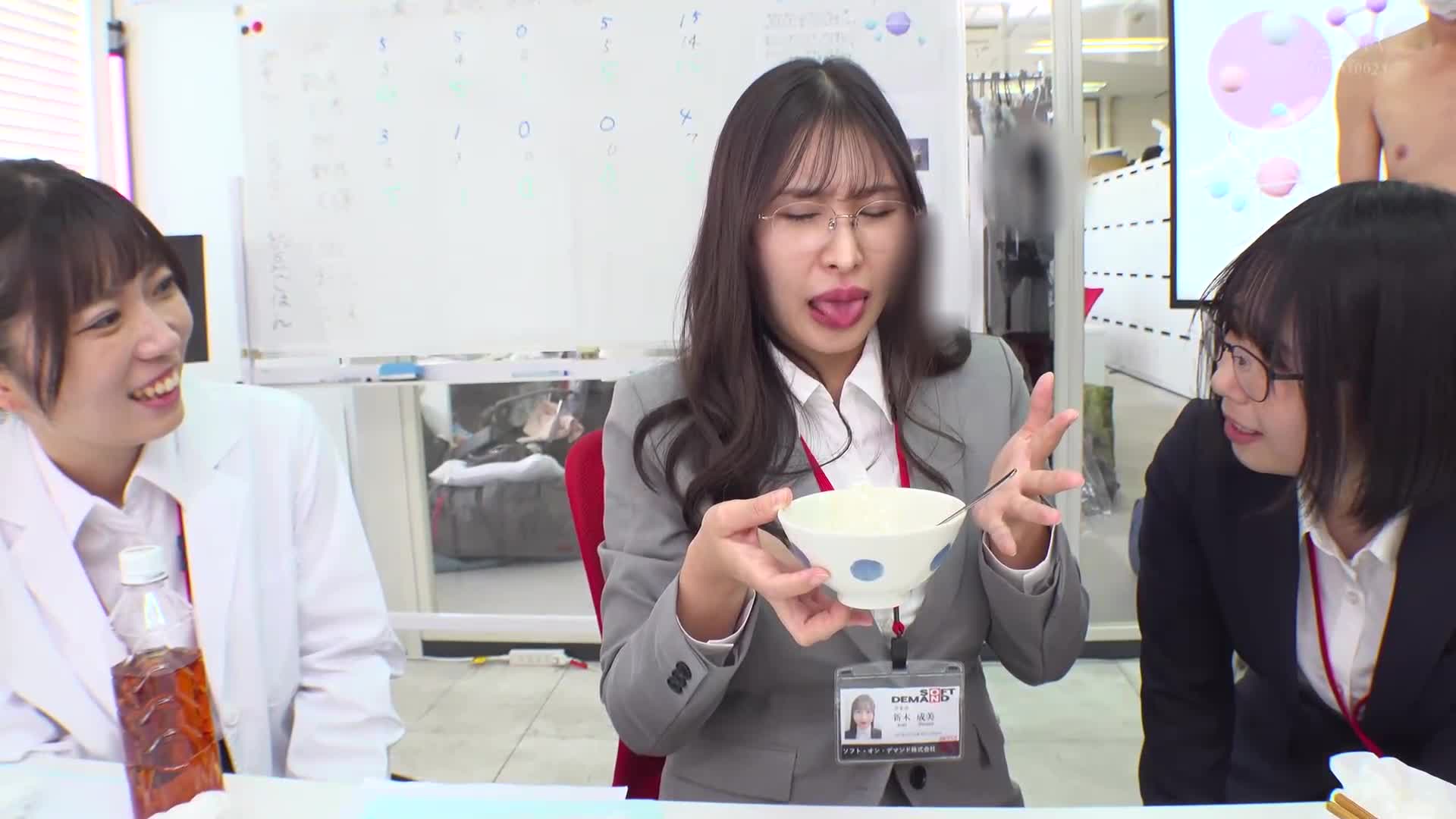 SOD女子社員真誠檢證，哪種食物最適合搭配精液？46種濃密精子飽足咀嚼享受的味蕾，一口一口飲下美味溶合的食物實驗—SOD性科學實驗室報告23 - AV大平台 - 中文字幕，成人影片，AV，國產，線上看