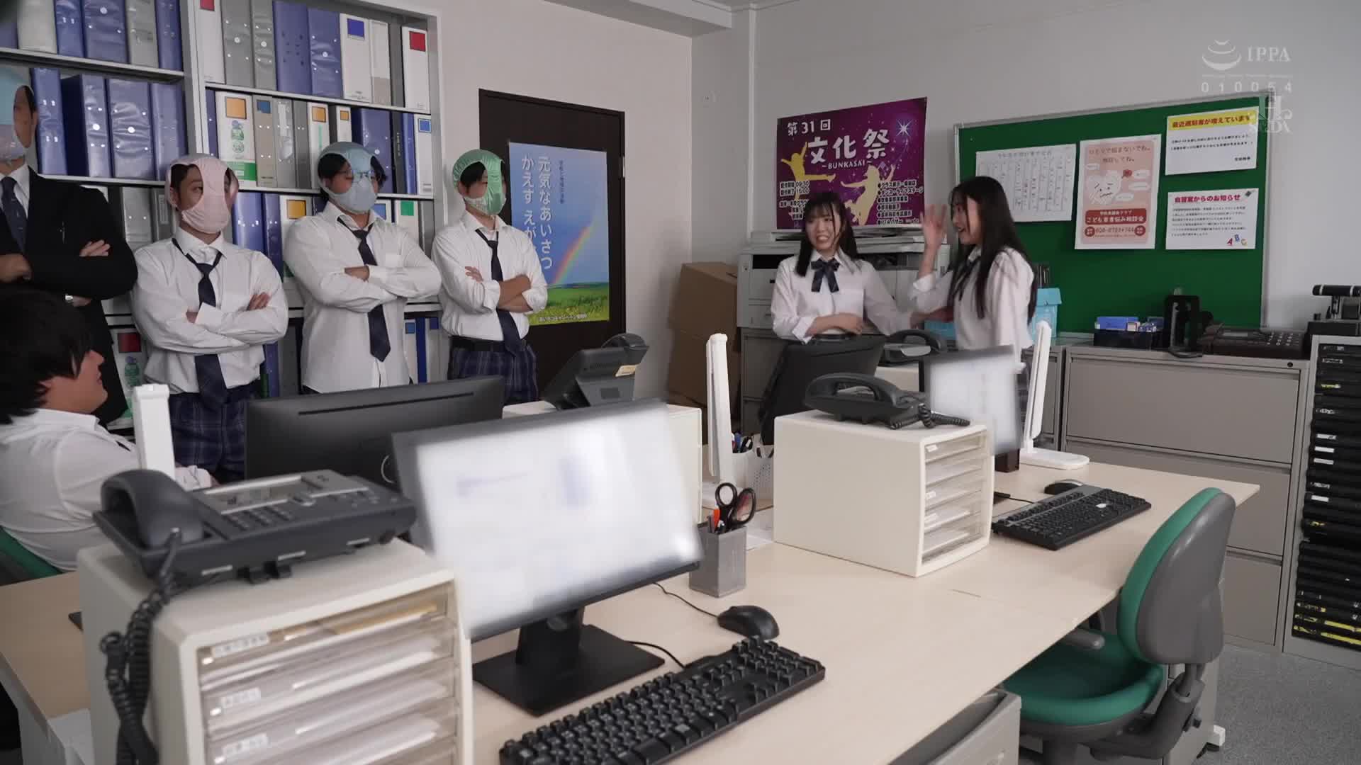 內褲洗腦。我讓所有霸凌者把內褲戴在頭上，徹底征服了他們的人格。 - AV大平台 - 中文字幕，成人影片，AV，國產，線上看