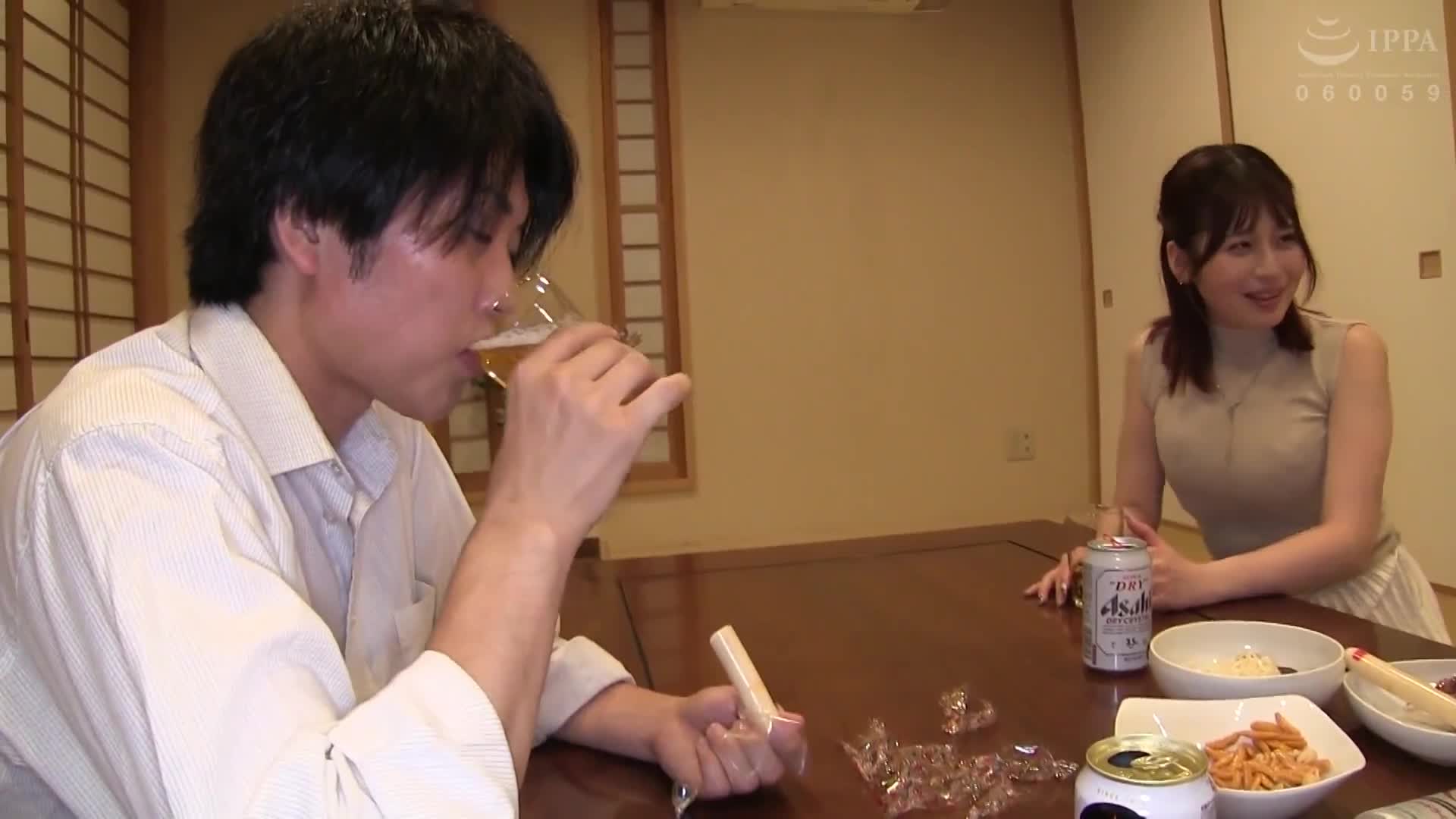 用陰莖填滿零碎時間的淫蕩妻子們 - AV大平台 - 中文字幕，成人影片，AV，國產，線上看