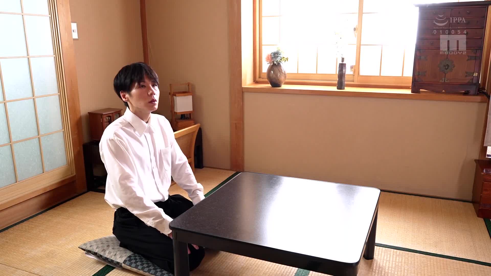 宗教勸誘中的母女胸部誘人，被帶進房間後成為肉偶像的故事。奧田咲、美園和花。 - AV大平台 - 中文字幕，成人影片，AV，國產，線上看