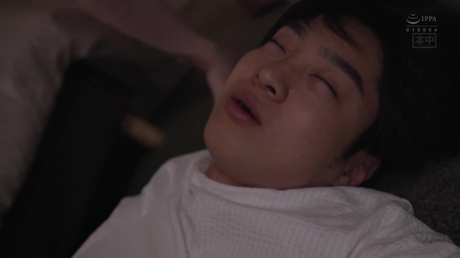 中出少女 山下紗和 - AV大平台 - 中文字幕，成人影片，AV，國產，線上看